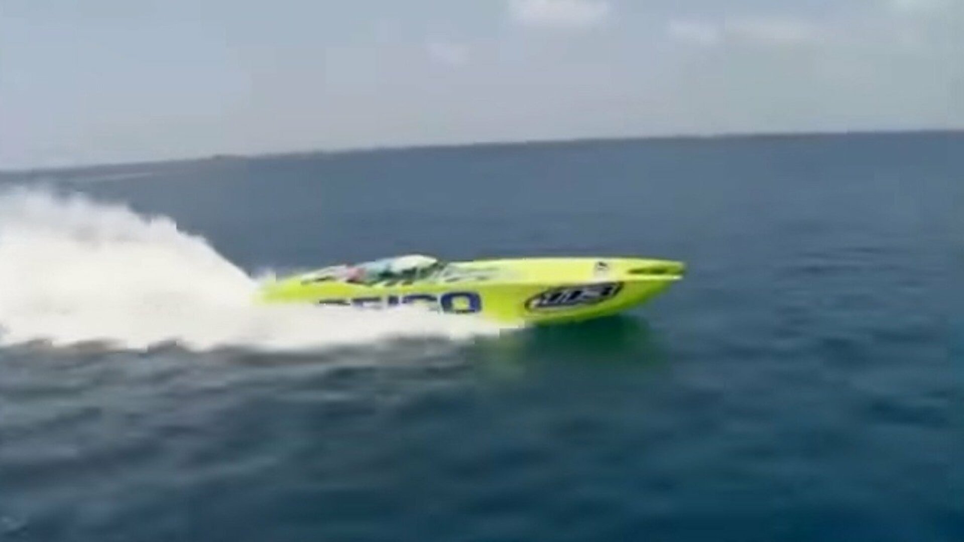 Megaconstruções : Barcos de Corrida