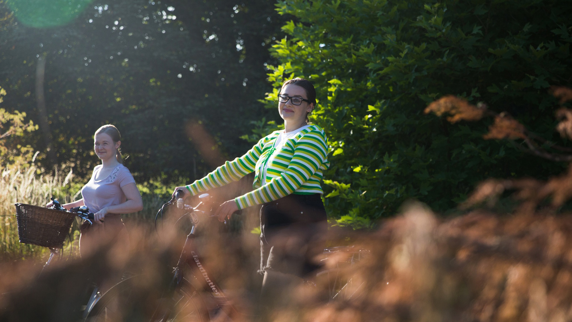 Casados com o Inimigo : Um Estranho na Cidade
