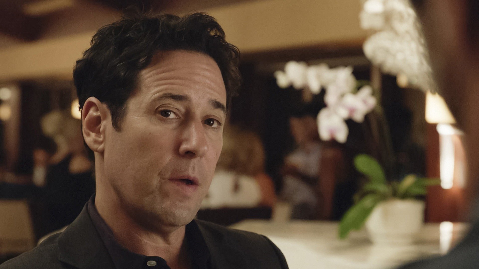 Hawaii Five-0 : The Skin Has Been Hurt by the Point of the Spear