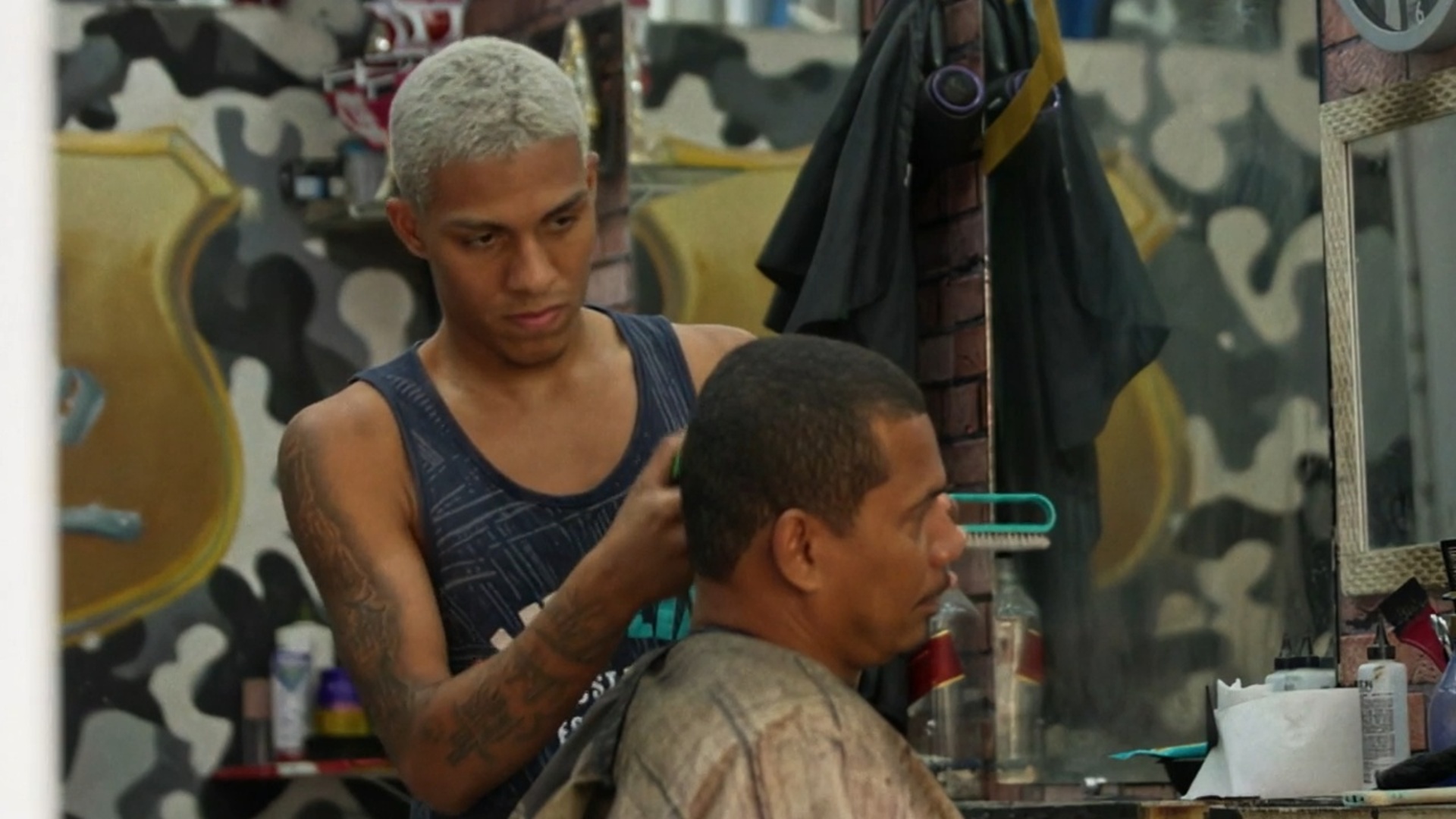 Yoga em Todo Lugar : Uma Maré de Afeto