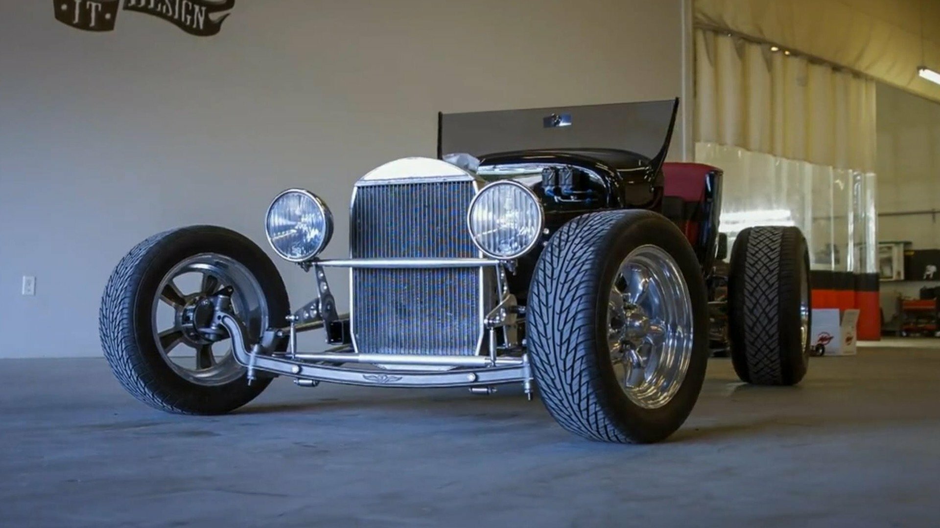 Carros Irados : Recordar É Viver