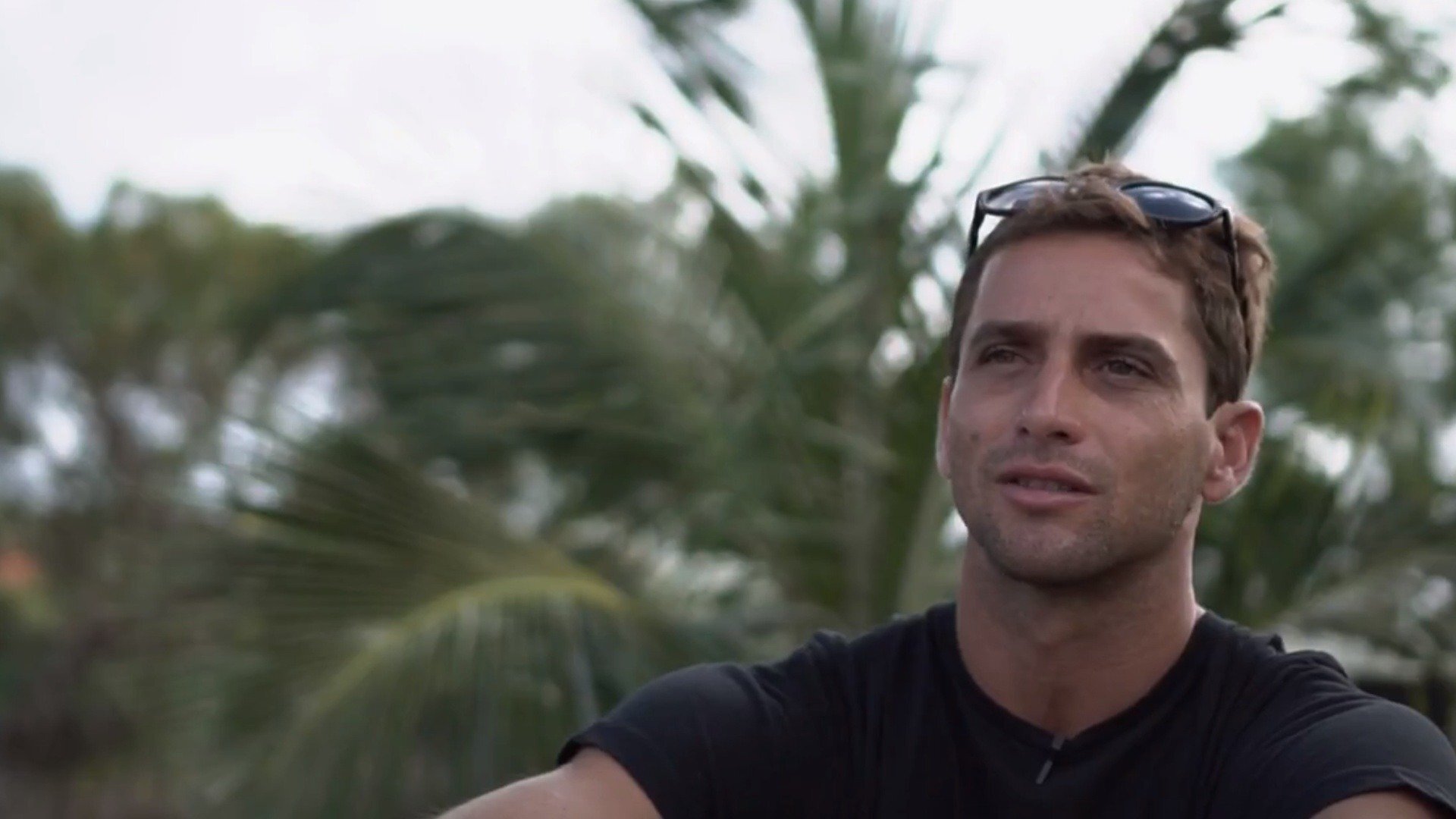 Crowd Selvagem : Padang Padang